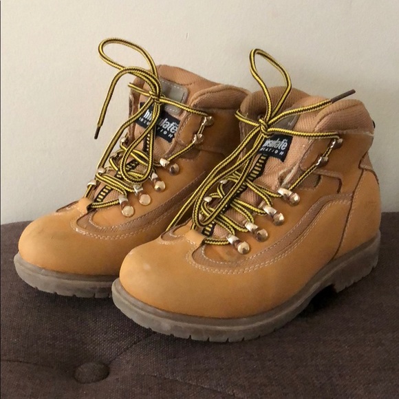 deer stag boys boots